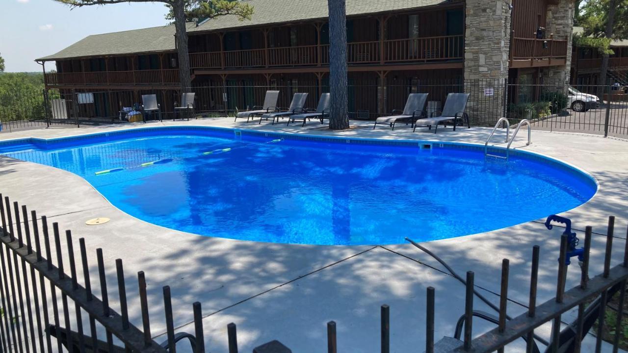 Country Mountain Inn Eureka Springs Εξωτερικό φωτογραφία