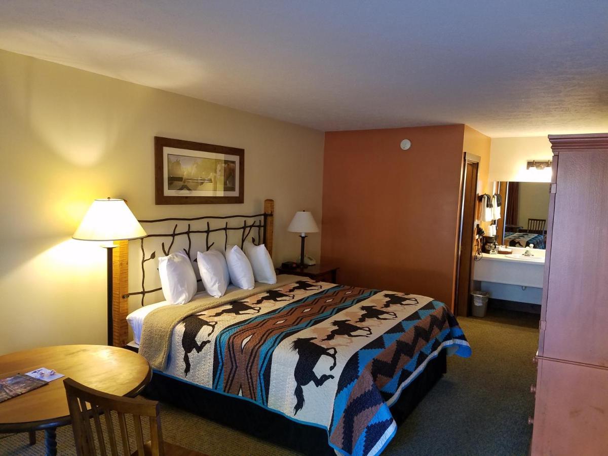 Country Mountain Inn Eureka Springs Εξωτερικό φωτογραφία