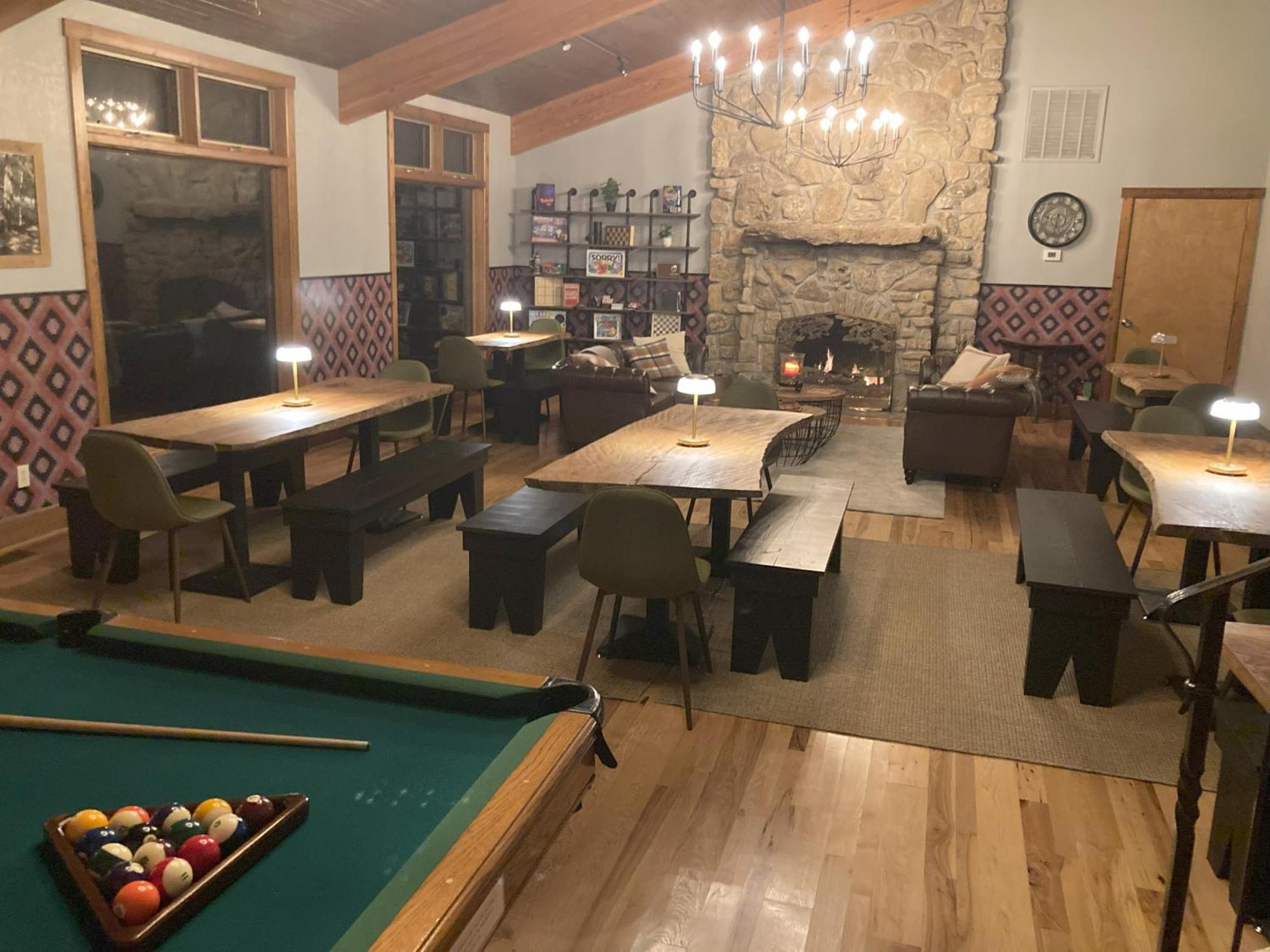 Country Mountain Inn Eureka Springs Εξωτερικό φωτογραφία