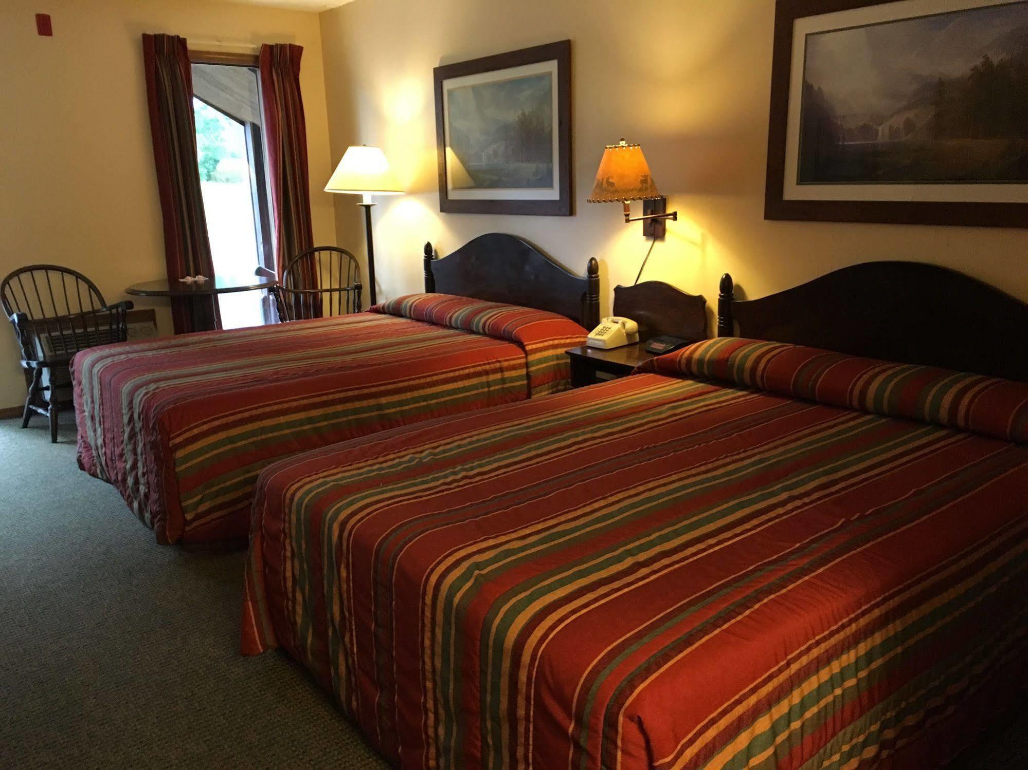 Country Mountain Inn Eureka Springs Εξωτερικό φωτογραφία